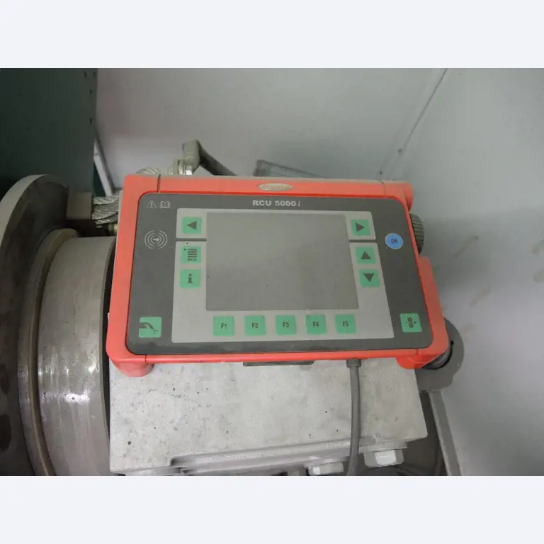 Chapas metálicas e máquinas para trabalhar metais<br><font size="2">Colaboração com Hilco Industrial Acquisitions bv</font><br><img src="/images/hil.png"><br>-9