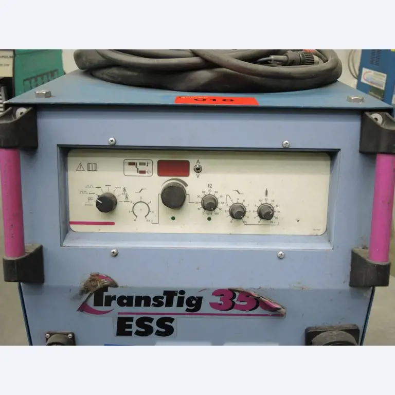 Chapas metálicas e máquinas para trabalhar metais<br><font size="2">Colaboração com Hilco Industrial Acquisitions bv</font><br><img src="/images/hil.png"><br>-3