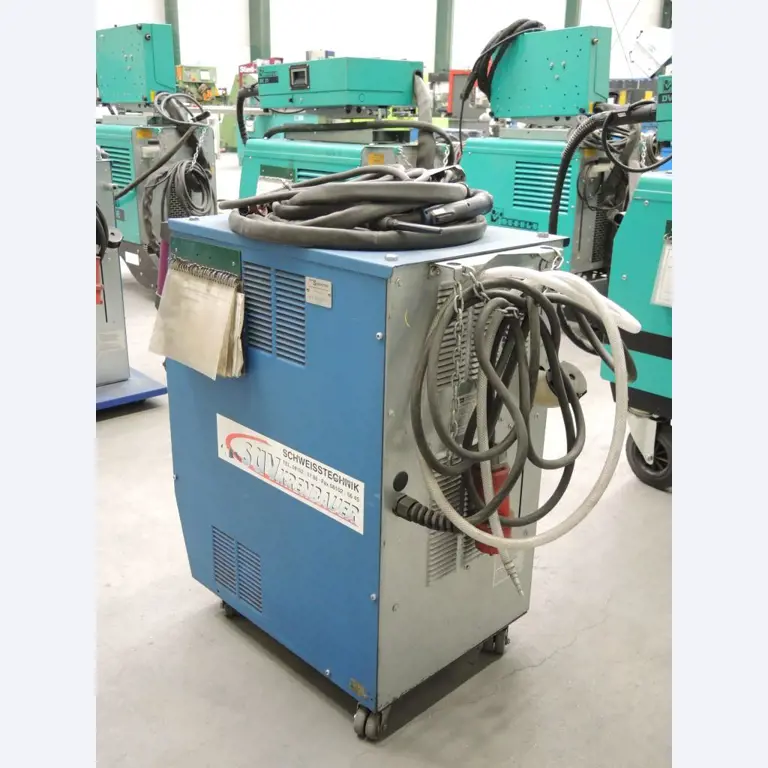 Chapas metálicas e máquinas para trabalhar metais<br><font size="2">Colaboração com Hilco Industrial Acquisitions bv</font><br><img src="/images/hil.png"><br>-4