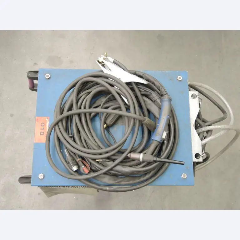 Chapas metálicas e máquinas para trabalhar metais<br><font size="2">Colaboração com Hilco Industrial Acquisitions bv</font><br><img src="/images/hil.png"><br>-5