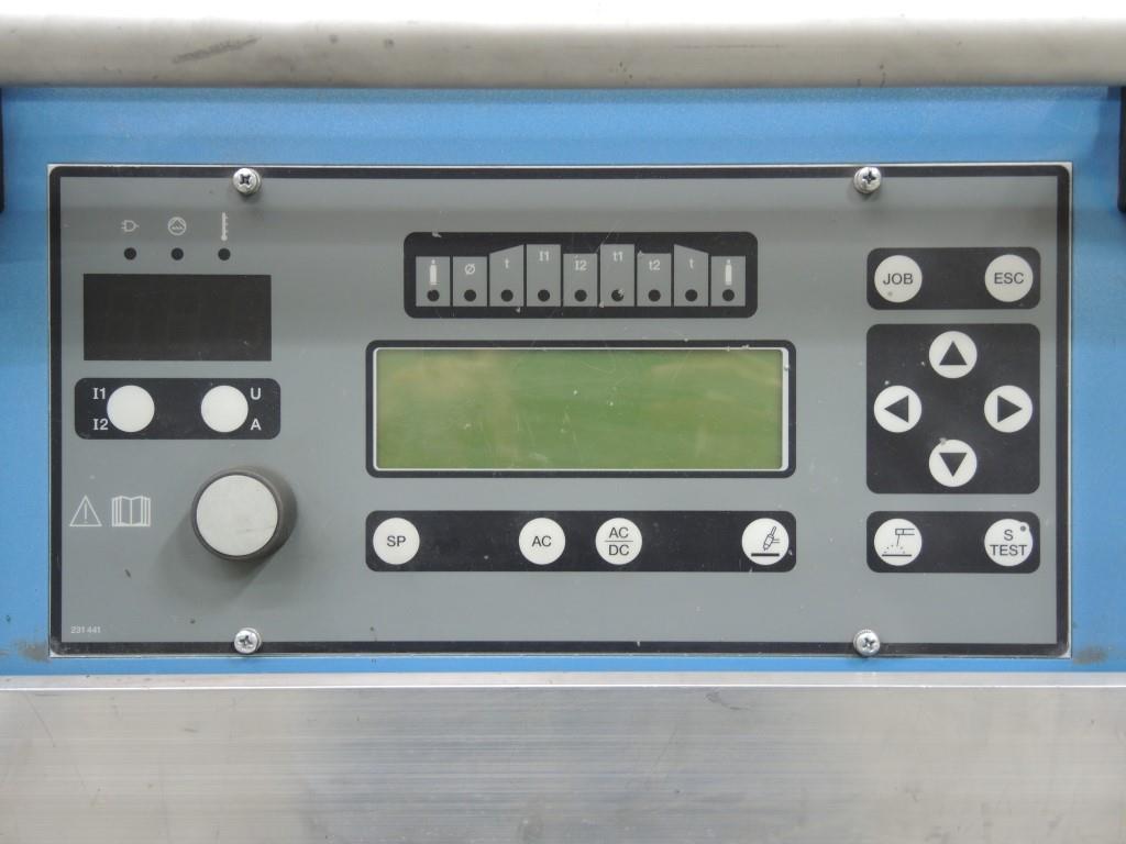 Chapas metálicas e máquinas para trabalhar metais<br><font size="2">Colaboração com Hilco Industrial Acquisitions bv</font><br><img src="/images/hil.png"><br>-3