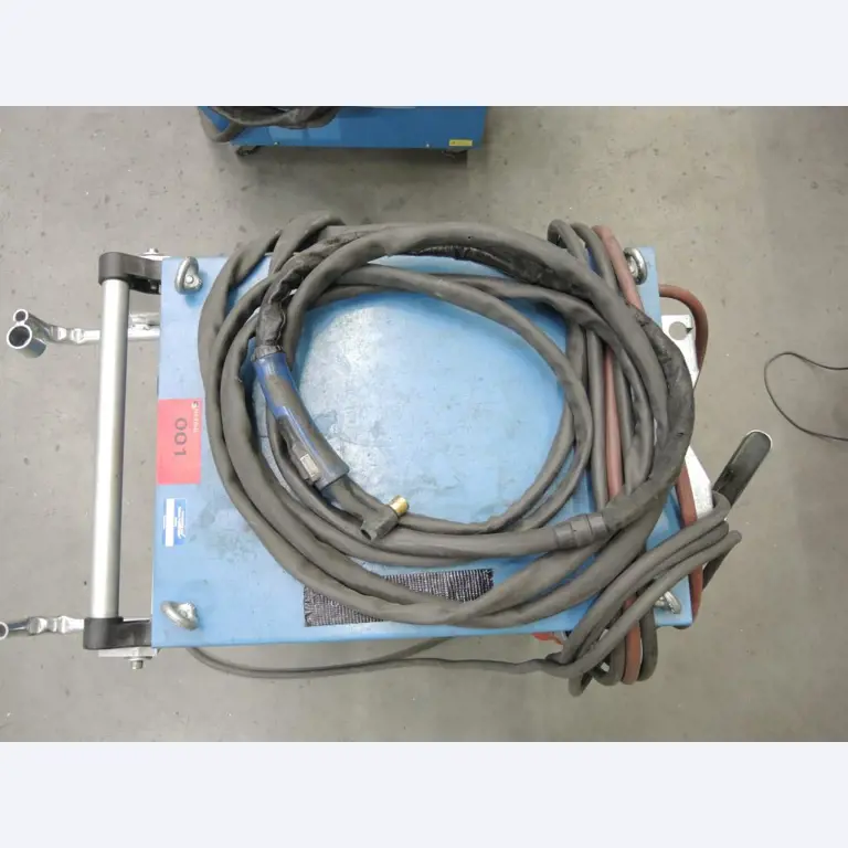 stroje na zpracování plechu a kovoobrábecí<br><font size="2">Ve spolupráci s firmo u Hilco Industrial Acquisitions bv</font><img src="/images/hilco-logo.png">
-5