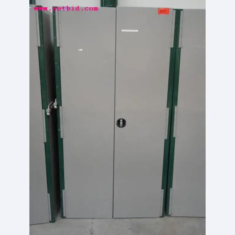 Chapas metálicas e máquinas para trabalhar metais<br><font size="2">Em colaboração com a Hilco Industrial Acquisitions bv</font>-6