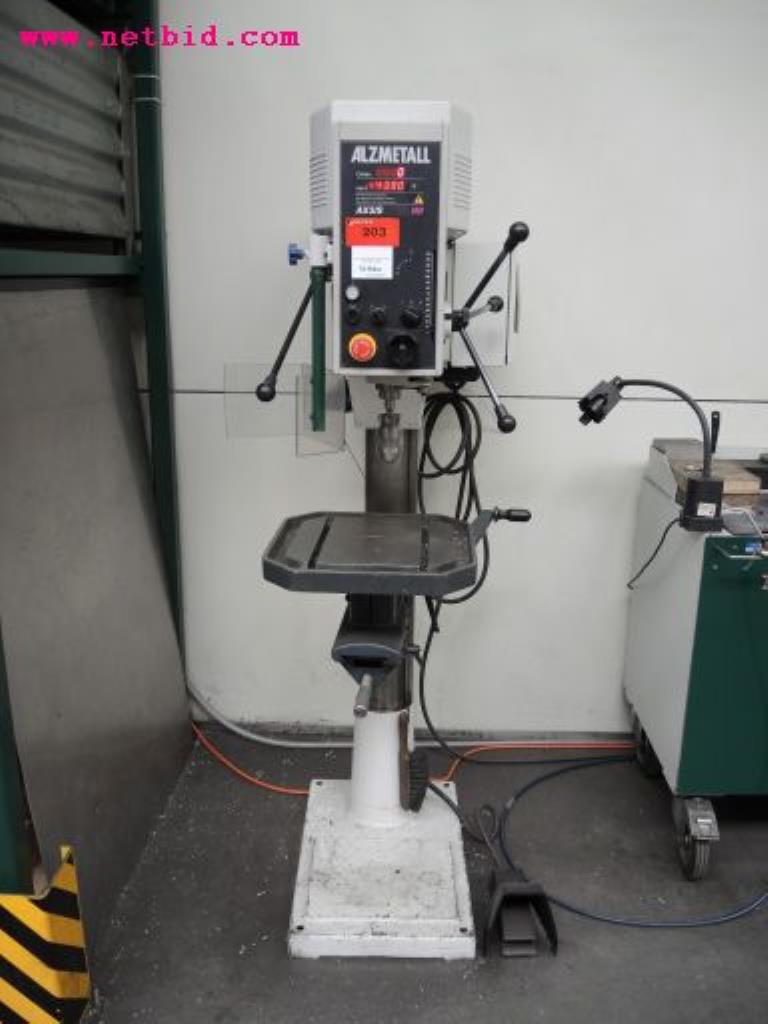 sheetmetal and metalworking machines <br><font size="2">In collaboration with Hilco Industrial Acquisitions bv<br></font>-2