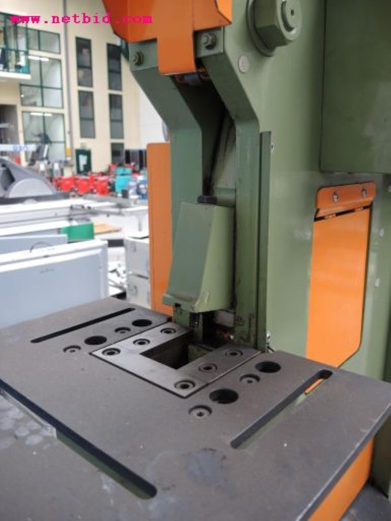 sheetmetal and metalworking machines <br><font size="2">In collaboration with Hilco Industrial Acquisitions bv<br></font>-3