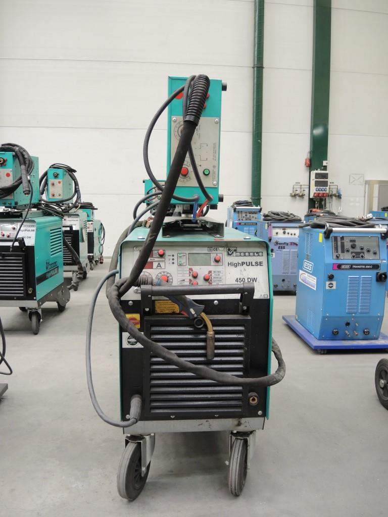 Chapas metálicas e máquinas para trabalhar metais<br><font size="2">Colaboração com Hilco Industrial Acquisitions bv</font><br><img src="/images/hil.png"><br>-2