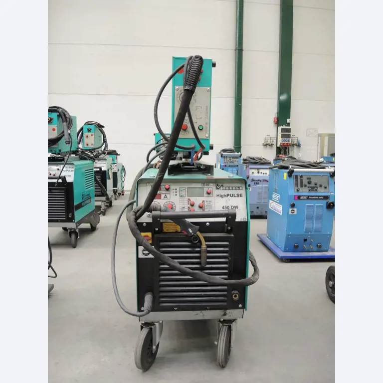 Chapas metálicas e máquinas para trabalhar metais<br><font size="2">Colaboração com Hilco Industrial Acquisitions bv</font><br><img src="/images/hil.png"><br>-2