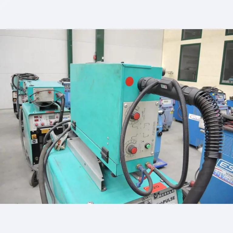 Chapas metálicas e máquinas para trabalhar metais<br><font size="2">Colaboração com Hilco Industrial Acquisitions bv</font><br><img src="/images/hil.png"><br>-4