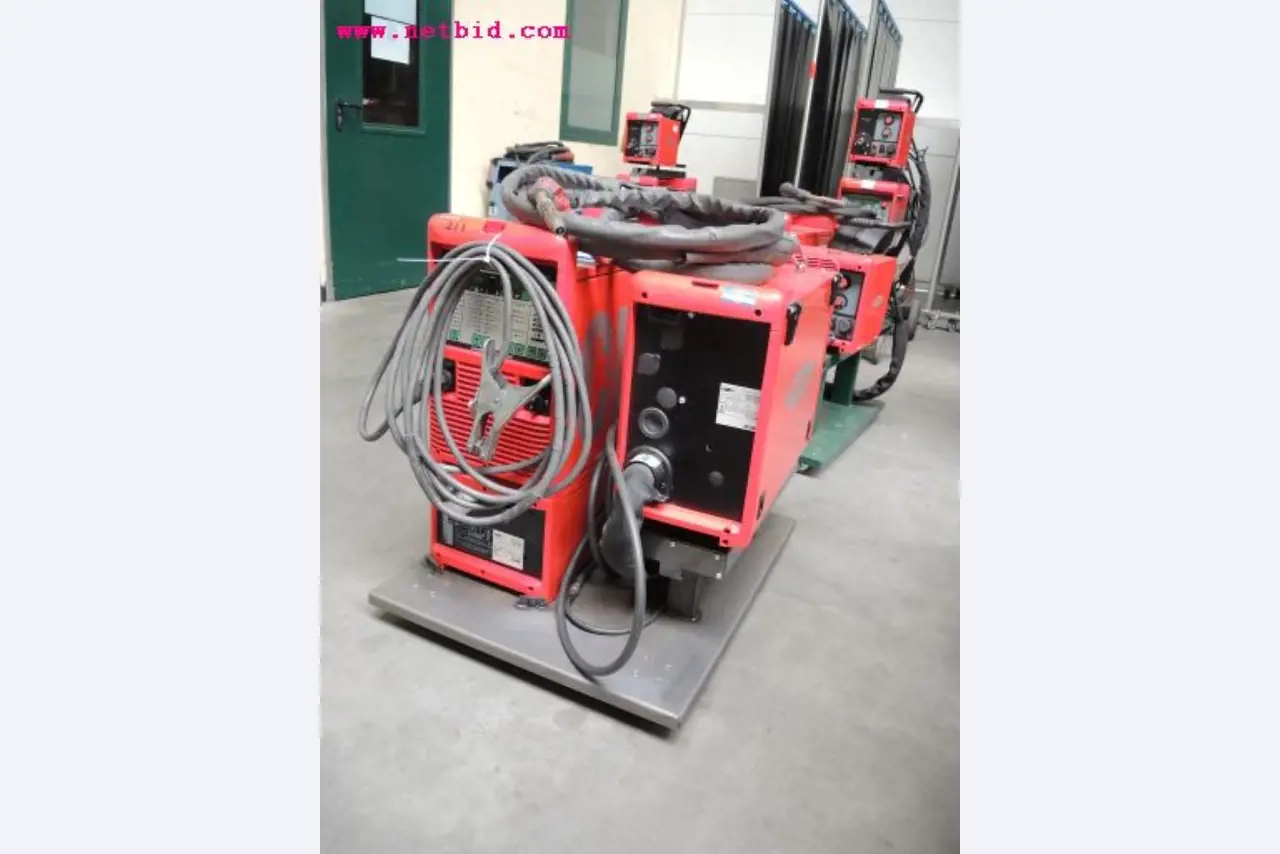 sheetmetal and metalworking machines <br><font size="2">In collaboration with Hilco Industrial Acquisitions bv<br></font>-2