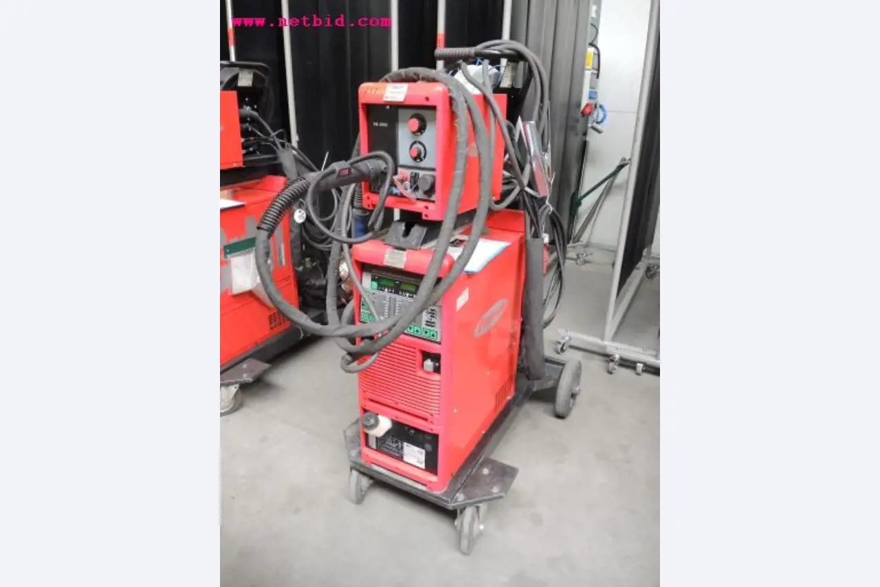 Blech- und Metallbearbeitungsmaschinen<br><font size="2">In Zusammenarbeit mit Hilco Industrial Acquisitions bv</font>-1