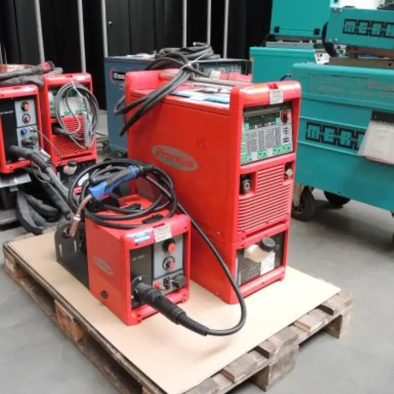 Inert gas welding unit, #220 Fronius Transpuls Synergic 4000