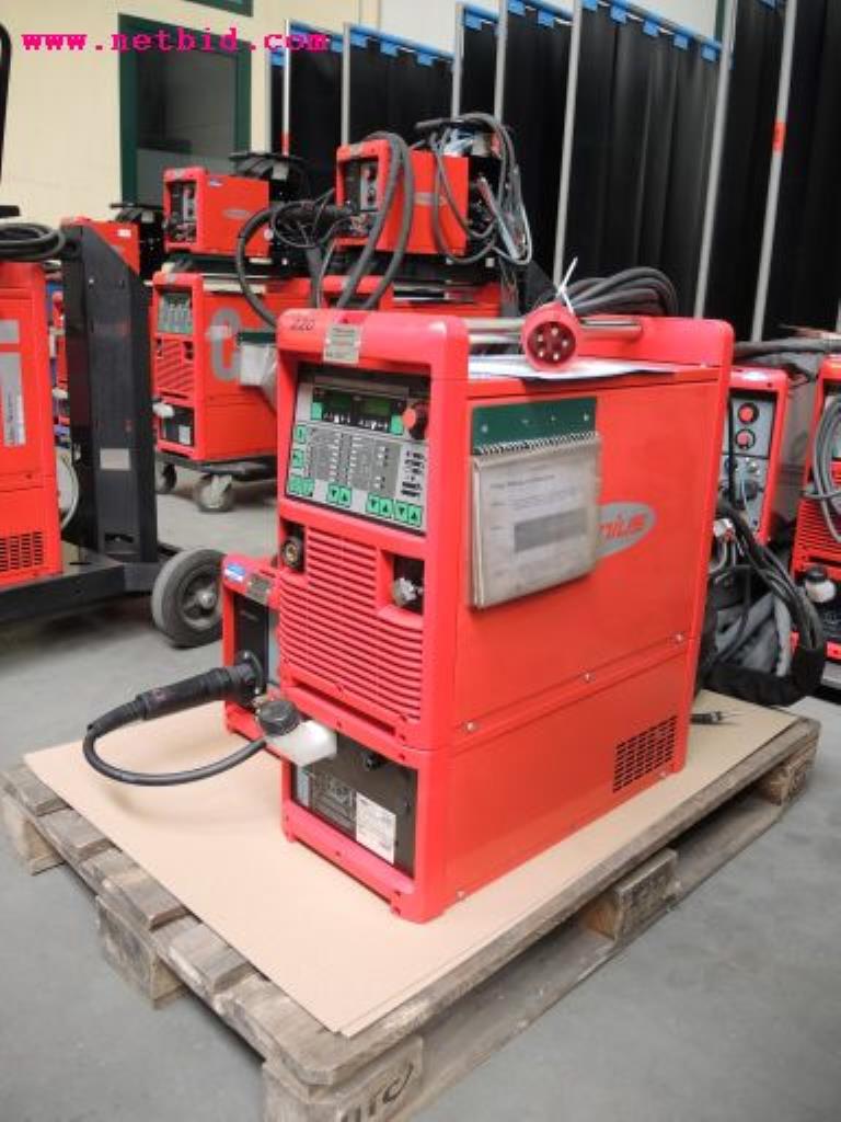 sheetmetal and metalworking machines <br><font size="2">In collaboration with Hilco Industrial Acquisitions bv<br></font>-3