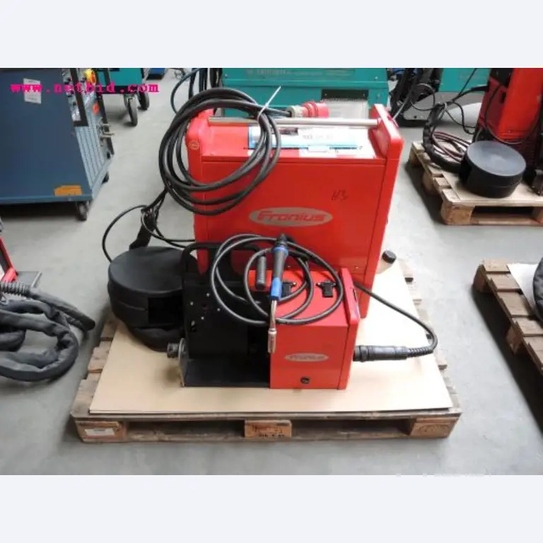 Chapas metálicas e máquinas para trabalhar metais<br><font size="2">Em colaboração com a Hilco Industrial Acquisitions bv</font>-5
