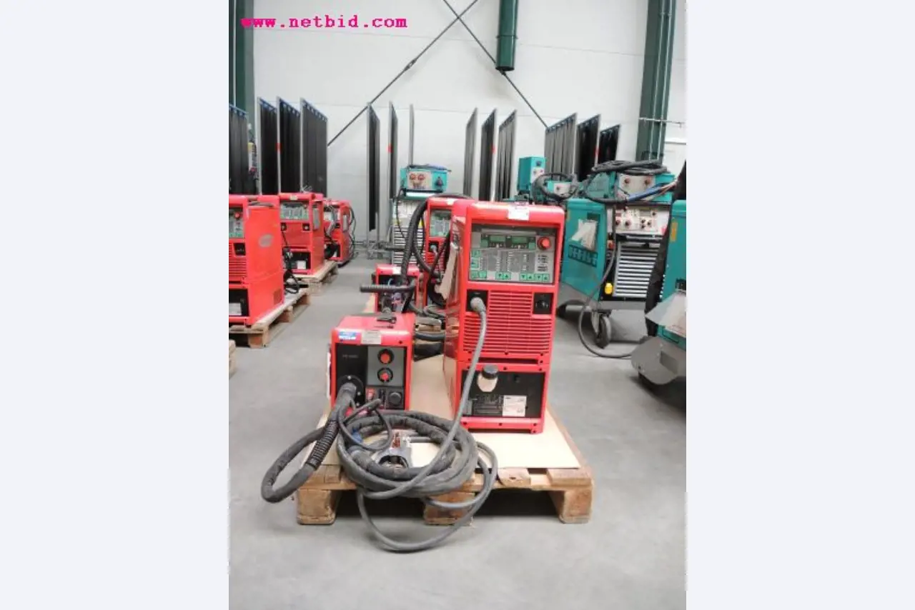 sheetmetal and metalworking machines <br><font size="2">In collaboration with Hilco Industrial Acquisitions bv<br></font>-2