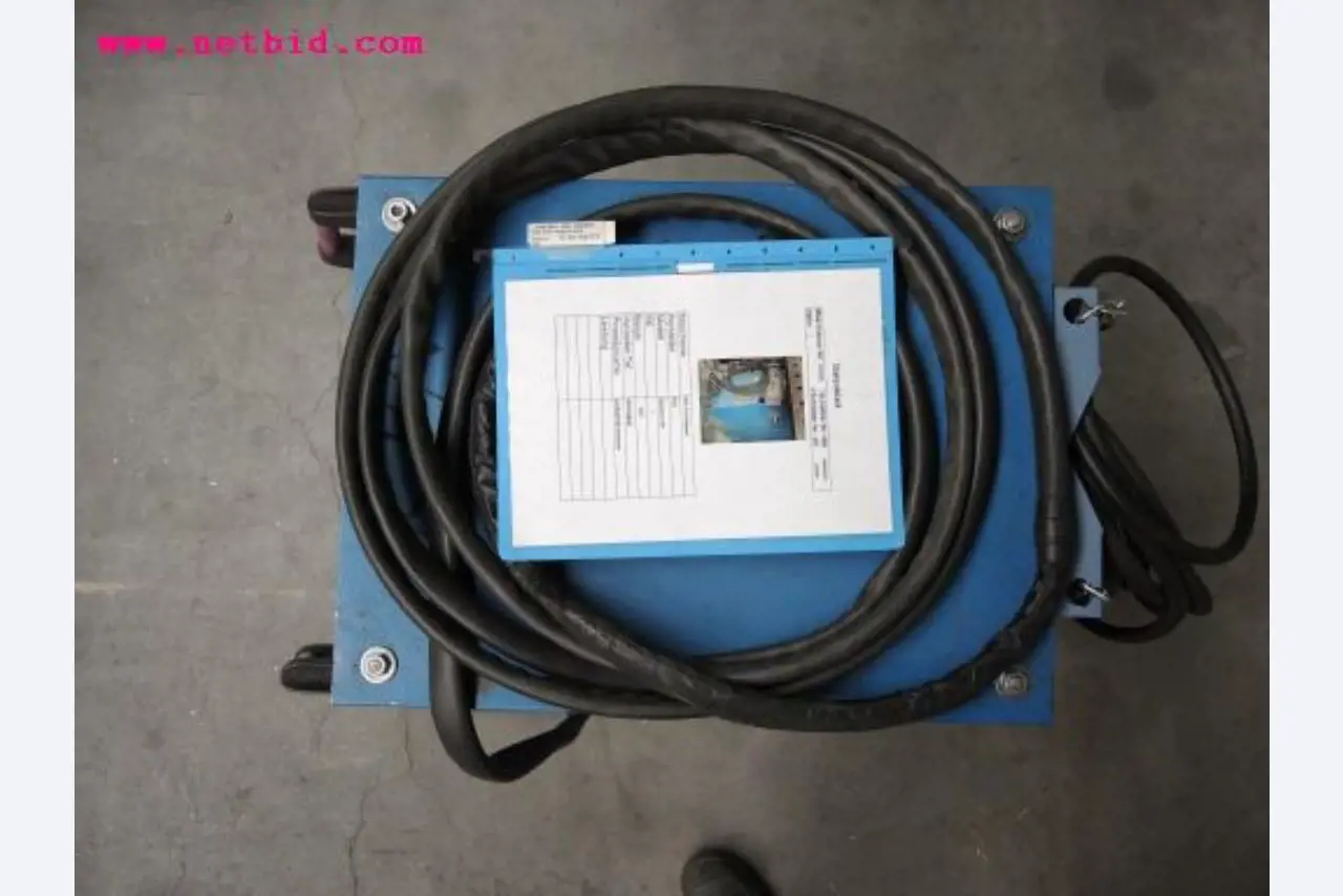 Chapas metálicas e máquinas para trabalhar metais<br><font size="2">Em colaboração com a Hilco Industrial Acquisitions bv</font>-6