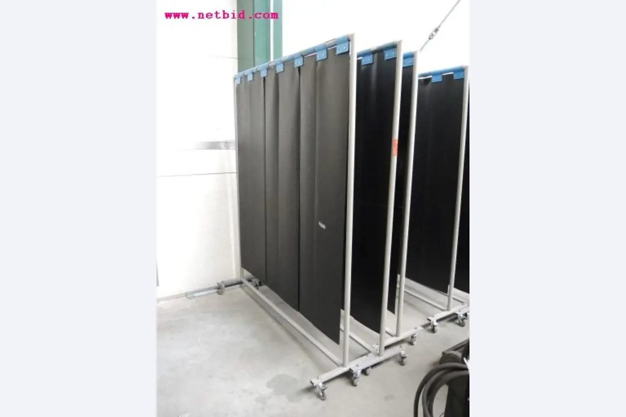 Chapas metálicas e máquinas para trabalhar metais<br><font size="2">Em colaboração com a Hilco Industrial Acquisitions bv</font>-1