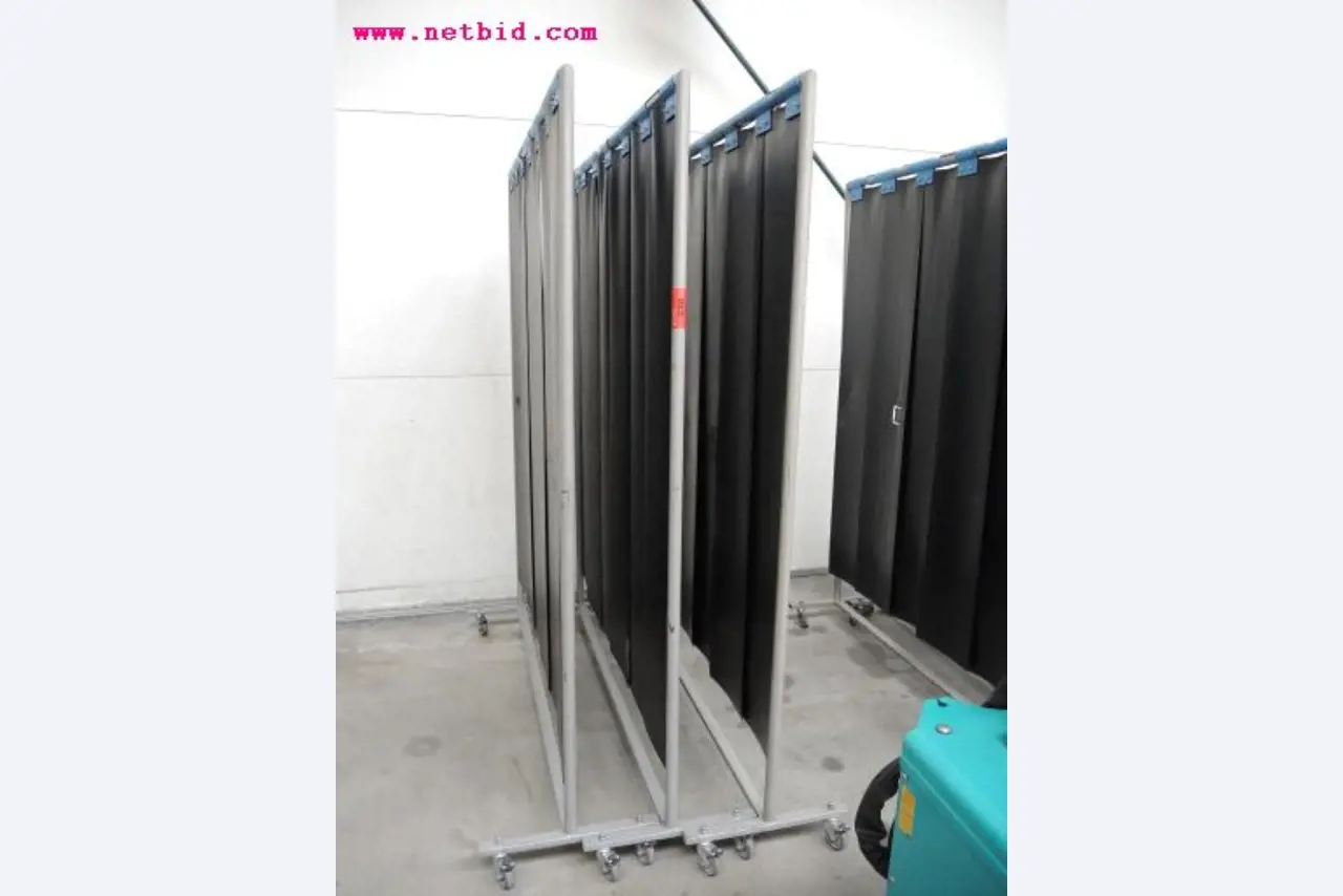 Chapas metálicas e máquinas para trabalhar metais<br><font size="2">Em colaboração com a Hilco Industrial Acquisitions bv</font>-3