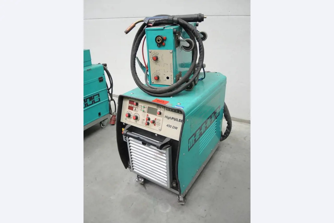 Chapas metálicas e máquinas para trabalhar metais<br><font size="2">Colaboração com Hilco Industrial Acquisitions bv</font><br><img src="/images/hil.png"><br>-1