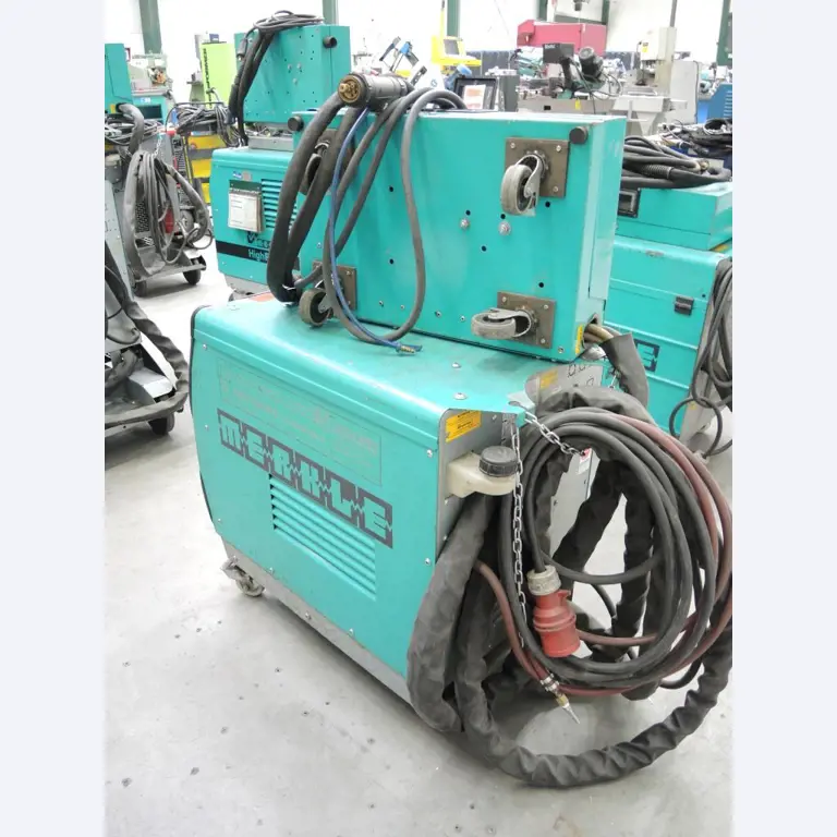 Chapas metálicas e máquinas para trabalhar metais<br><font size="2">Colaboração com Hilco Industrial Acquisitions bv</font><br><img src="/images/hil.png"><br>-5