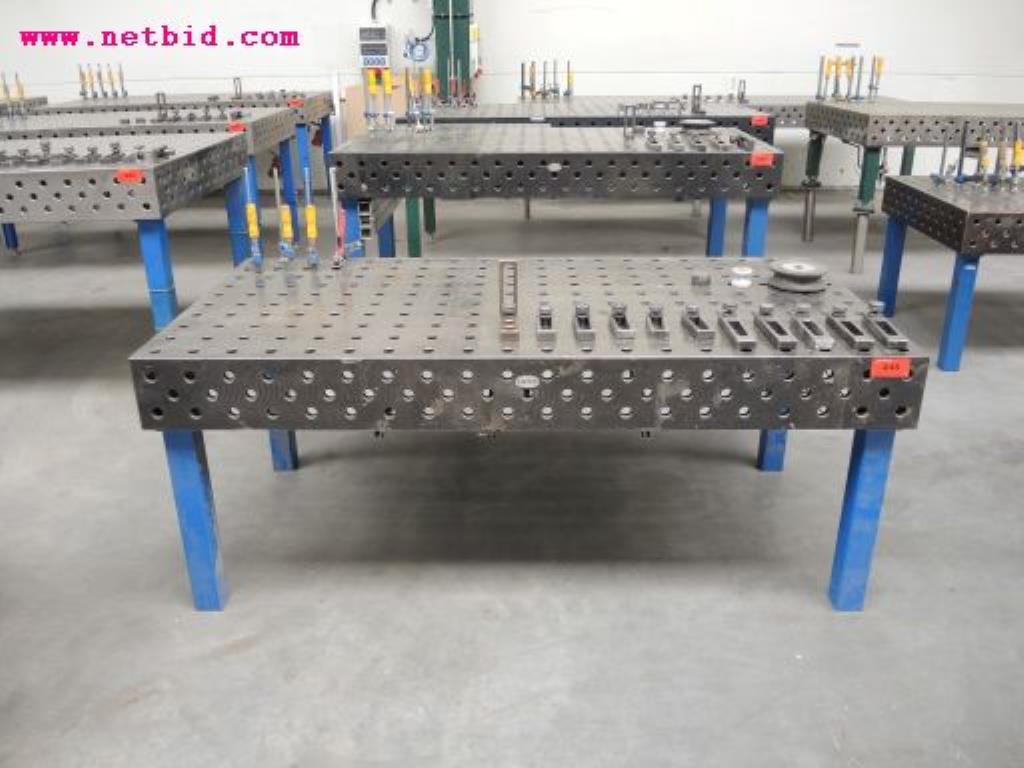 sheetmetal and metalworking machines <br><font size="2">In collaboration with Hilco Industrial Acquisitions bv<br></font>-2