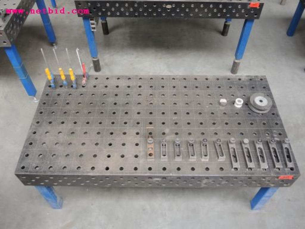 sheetmetal and metalworking machines <br><font size="2">In collaboration with Hilco Industrial Acquisitions bv<br></font>-4