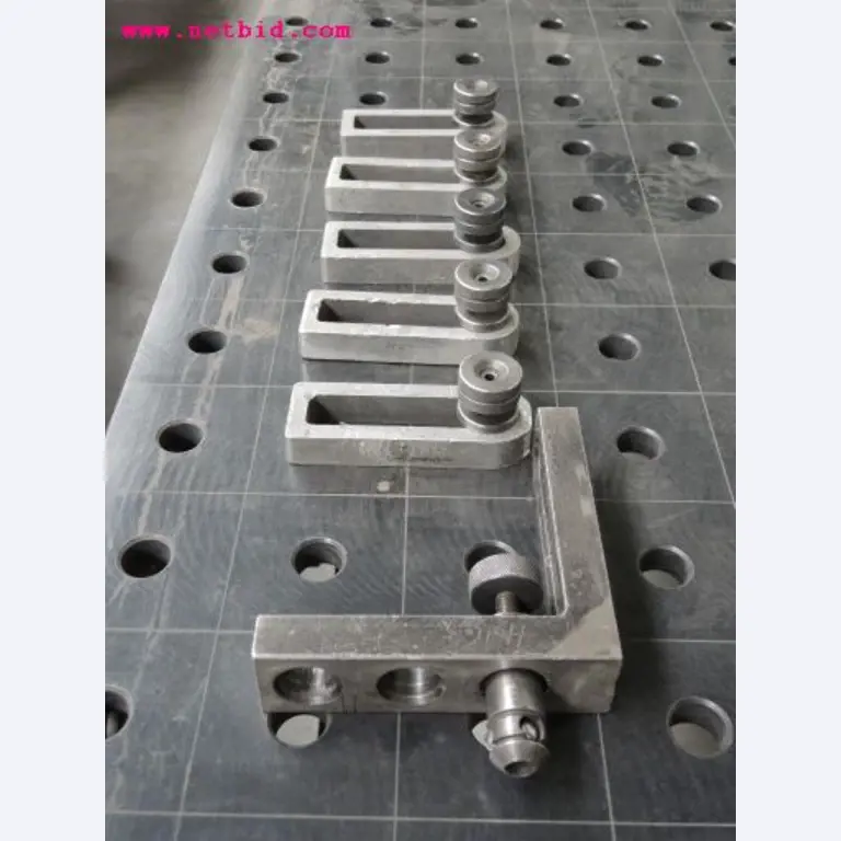 Blech- und Metallbearbeitungsmaschinen<br><font size="2">In Zusammenarbeit mit Hilco Industrial Acquisitions bv</font>-7