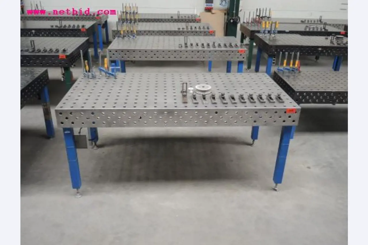Blech- und Metallbearbeitungsmaschinen<br><font size="2">In Zusammenarbeit mit Hilco Industrial Acquisitions bv</font>-2