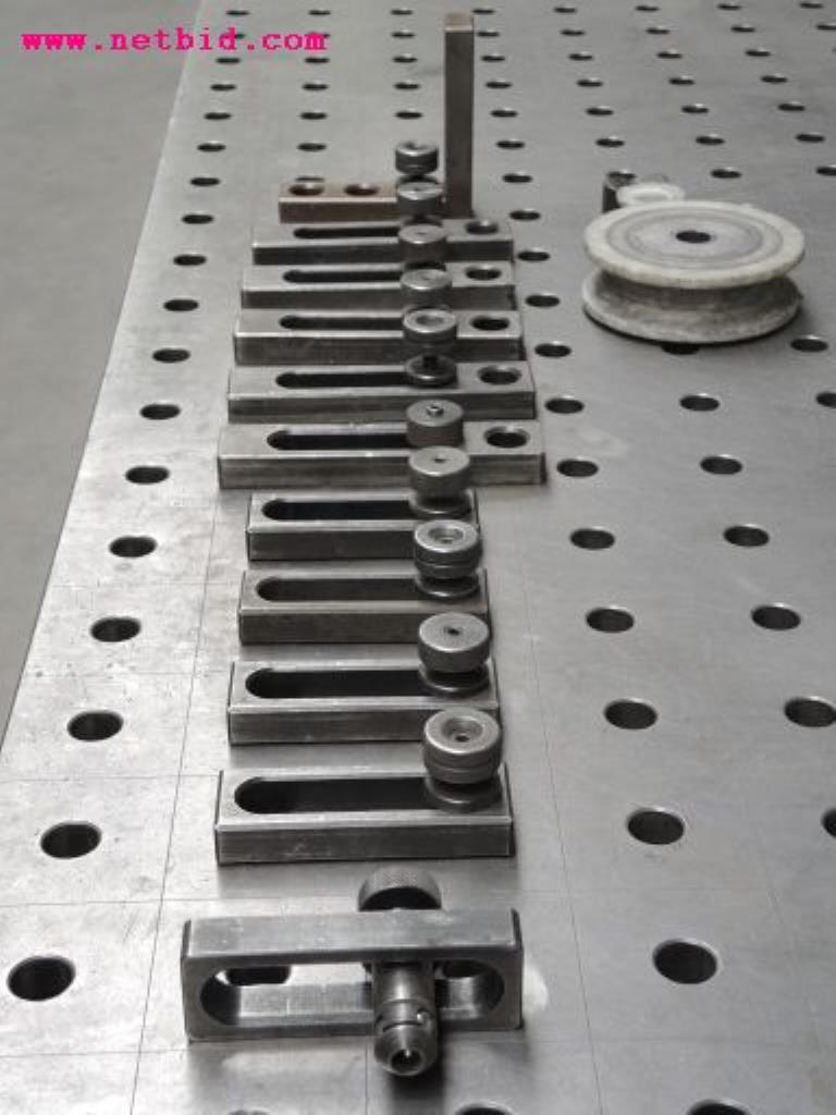 sheetmetal and metalworking machines <br><font size="2">In collaboration with Hilco Industrial Acquisitions bv<br></font>-8