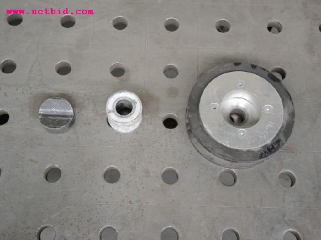 sheetmetal and metalworking machines <br><font size="2">In collaboration with Hilco Industrial Acquisitions bv<br></font>-8