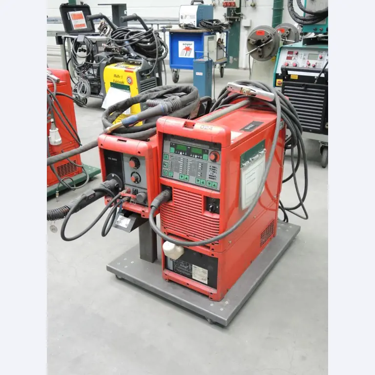 Machines pour le travail de la tôle et des métaux<br><font size="2">Collaboration avec Hilco Industrial Acquisitions bv</font><br><img src="/images/hil.png"><br>-1