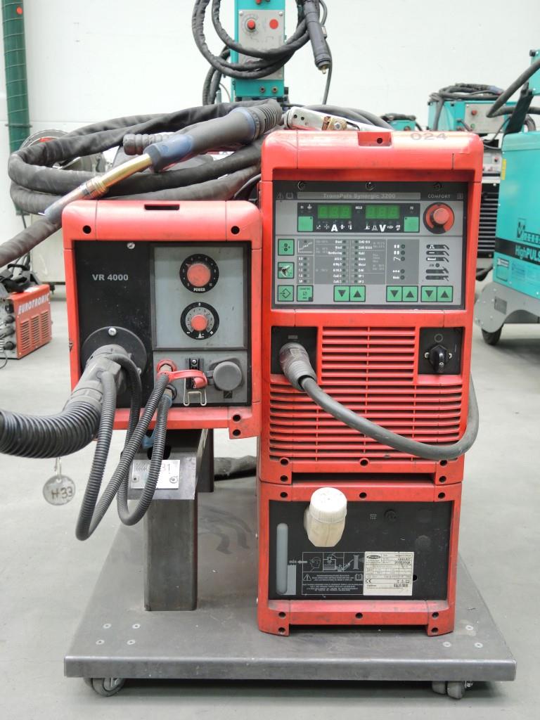 Chapas metálicas e máquinas para trabalhar metais<br><font size="2">Colaboração com Hilco Industrial Acquisitions bv</font><br><img src="/images/hil.png"><br>-2