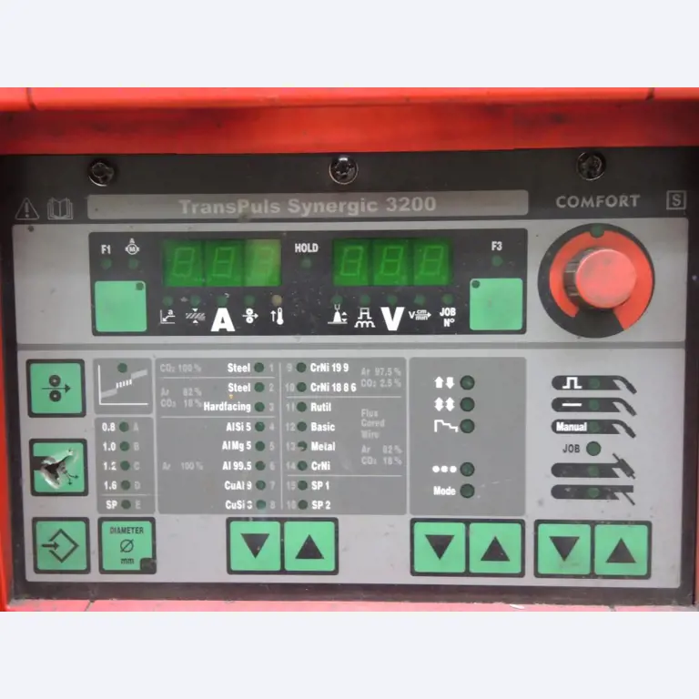 Machines pour le travail de la tôle et des métaux<br><font size="2">Collaboration avec Hilco Industrial Acquisitions bv</font><br><img src="/images/hil.png"><br>-3