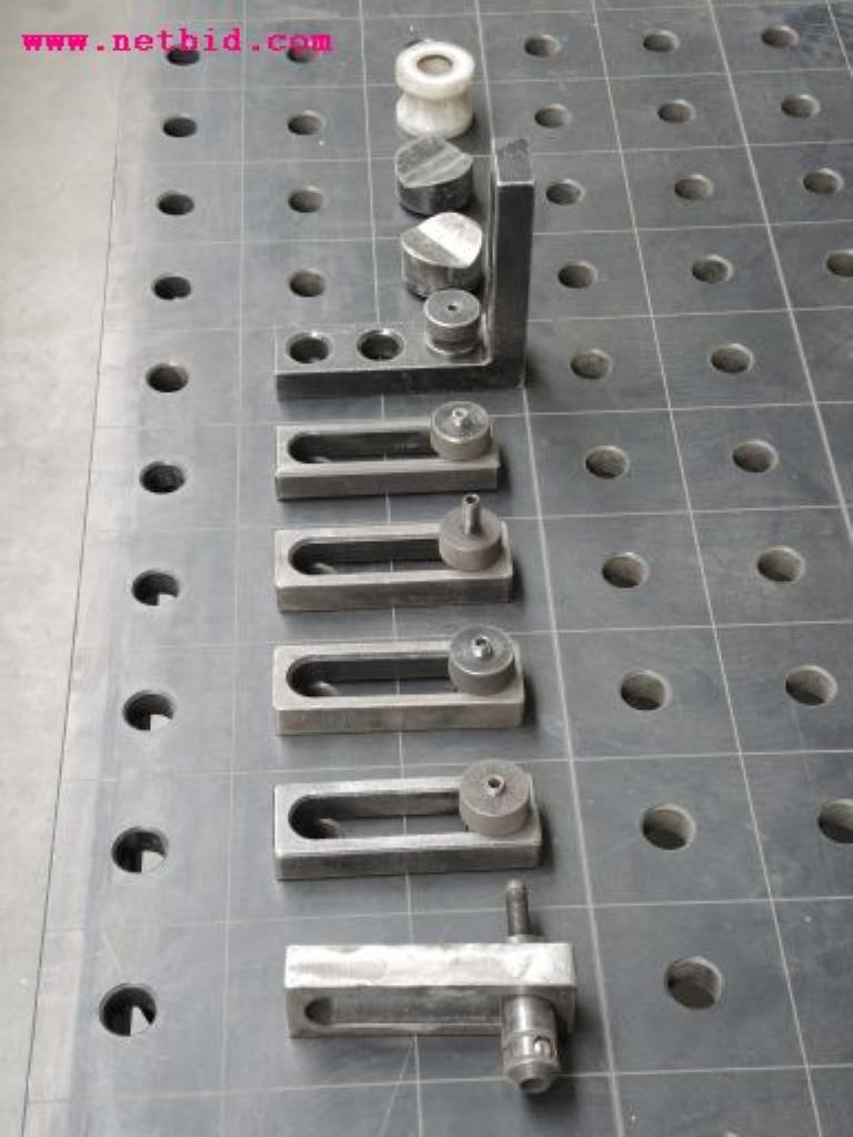 Blech- und Metallbearbeitungsmaschinen<br><font size="2">In Zusammenarbeit mit Hilco Industrial Acquisitions bv</font>-7