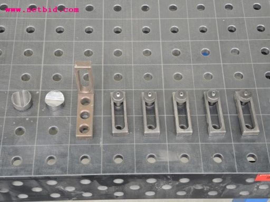 sheetmetal and metalworking machines <br><font size="2">In collaboration with Hilco Industrial Acquisitions bv<br></font>-6