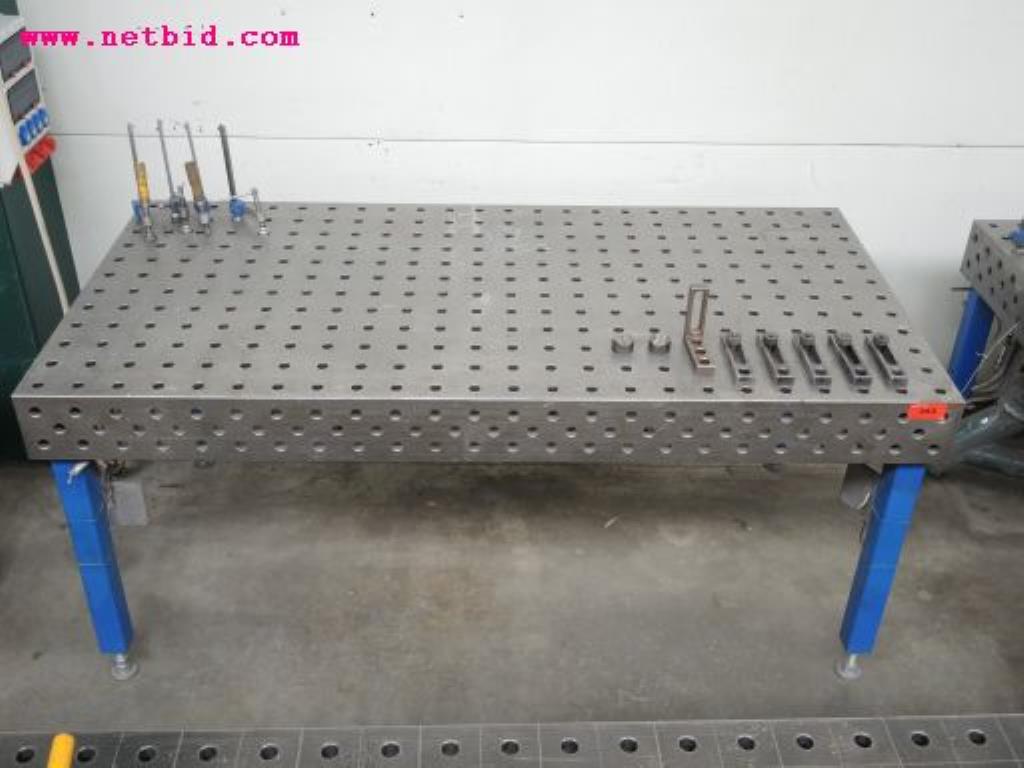 sheetmetal and metalworking machines <br><font size="2">In collaboration with Hilco Industrial Acquisitions bv<br></font>-2