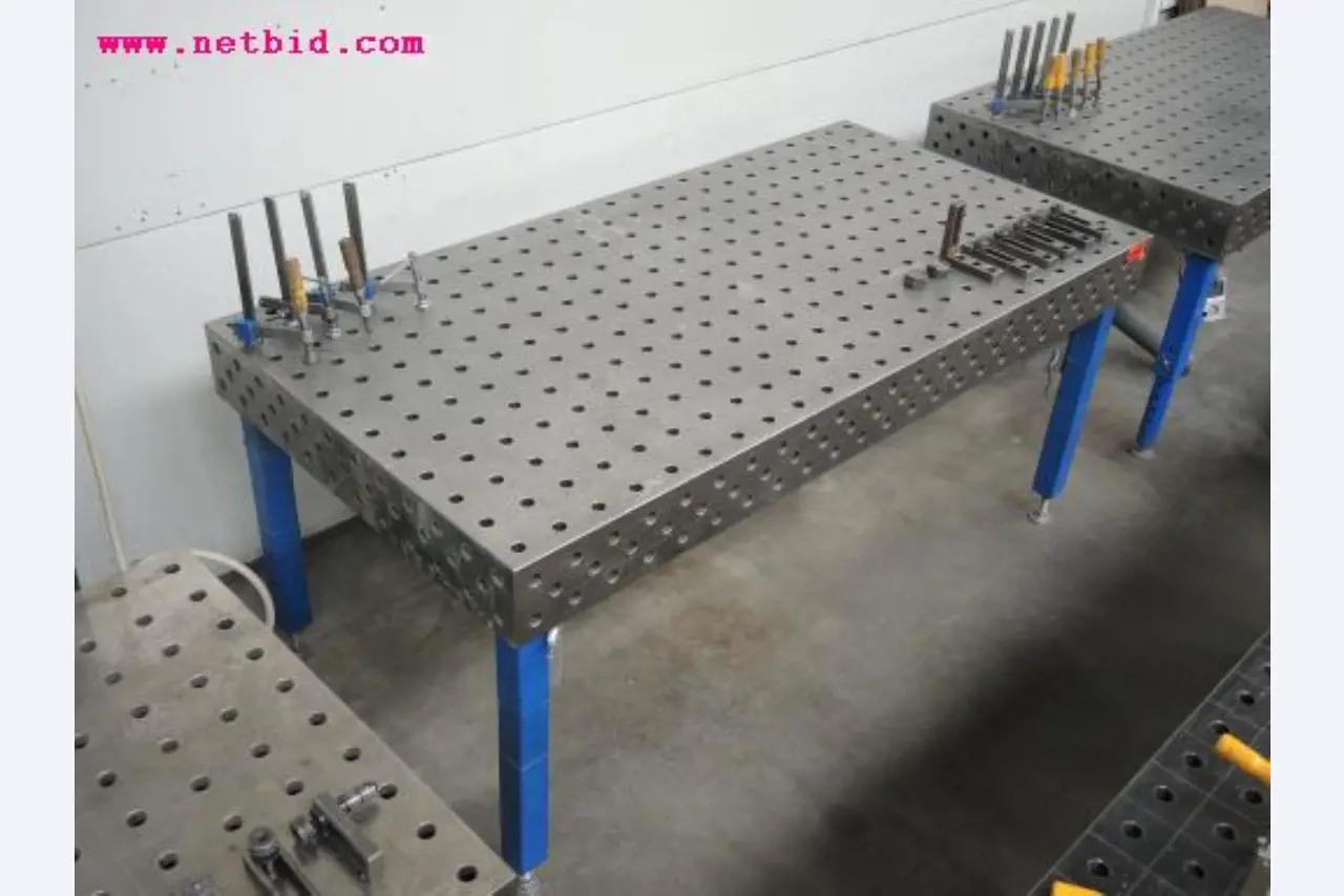 Blech- und Metallbearbeitungsmaschinen<br><font size="2">In Zusammenarbeit mit Hilco Industrial Acquisitions bv</font>-3