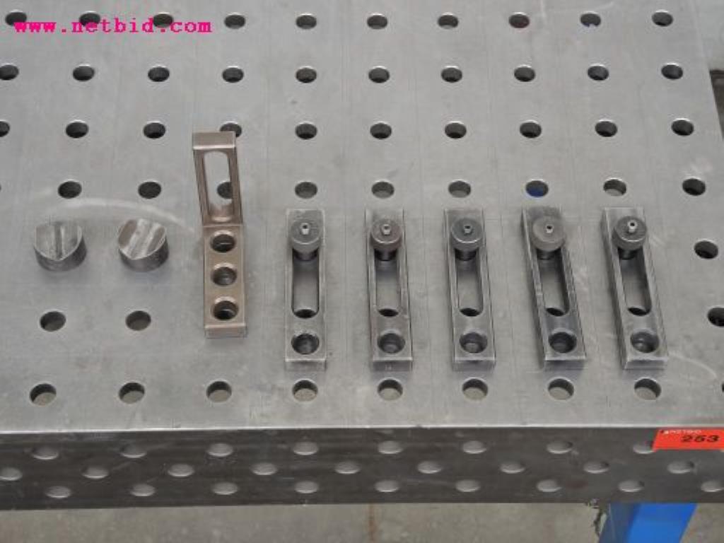 sheetmetal and metalworking machines <br><font size="2">In collaboration with Hilco Industrial Acquisitions bv<br></font>-6