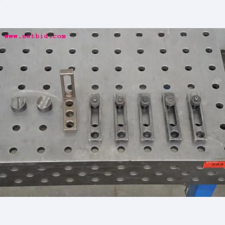Blech- und Metallbearbeitungsmaschinen<br><font size="2">In Zusammenarbeit mit Hilco Industrial Acquisitions bv</font>-6