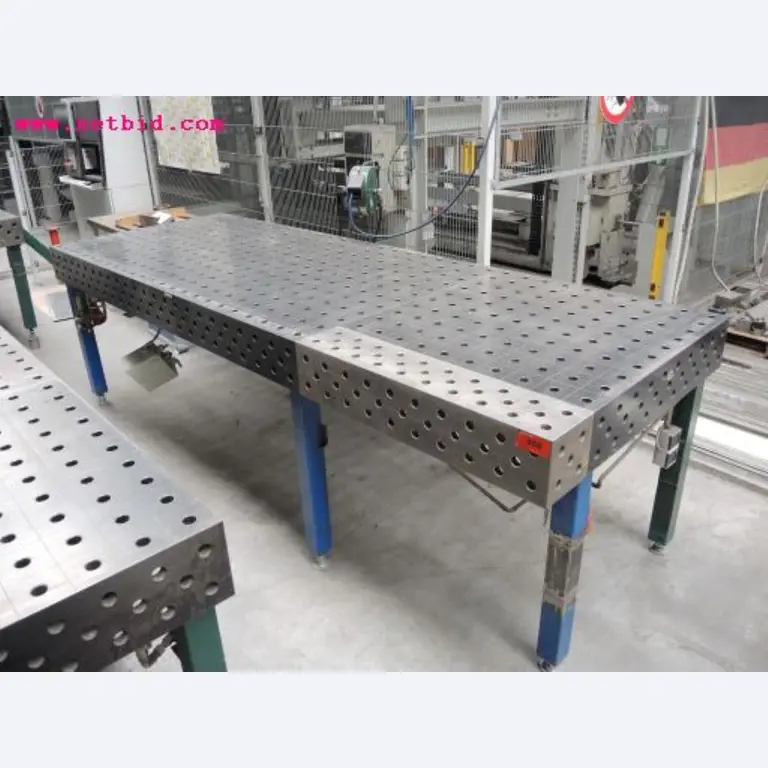 Blech- und Metallbearbeitungsmaschinen<br><font size="2">In Zusammenarbeit mit Hilco Industrial Acquisitions bv</font>-1