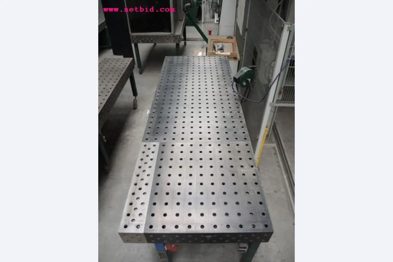 Blech- und Metallbearbeitungsmaschinen<br><font size="2">In Zusammenarbeit mit Hilco Industrial Acquisitions bv</font>-4