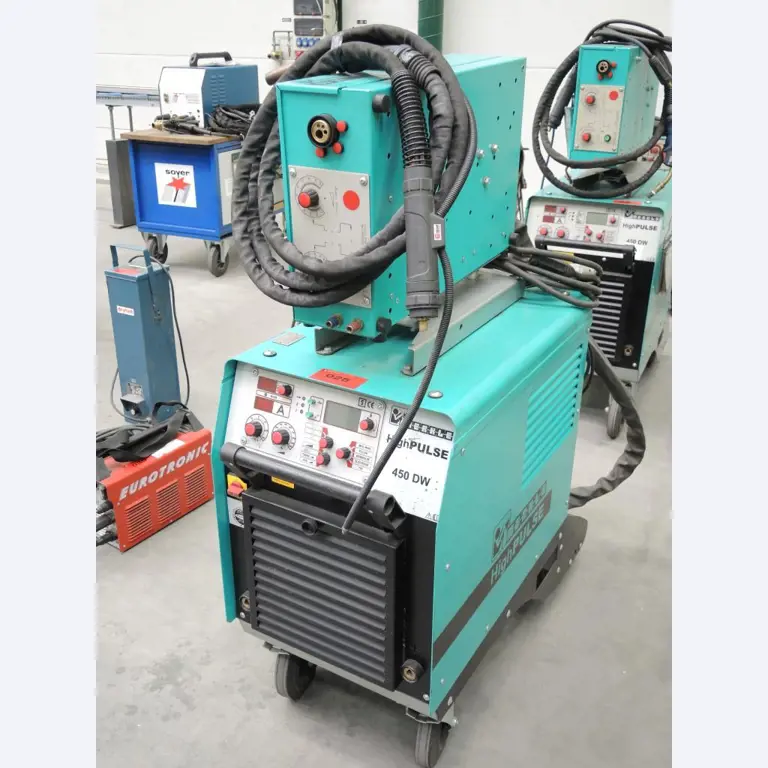 Chapas metálicas e máquinas para trabalhar metais<br><font size="2">Colaboração com Hilco Industrial Acquisitions bv</font><br><img src="/images/hil.png"><br>-1