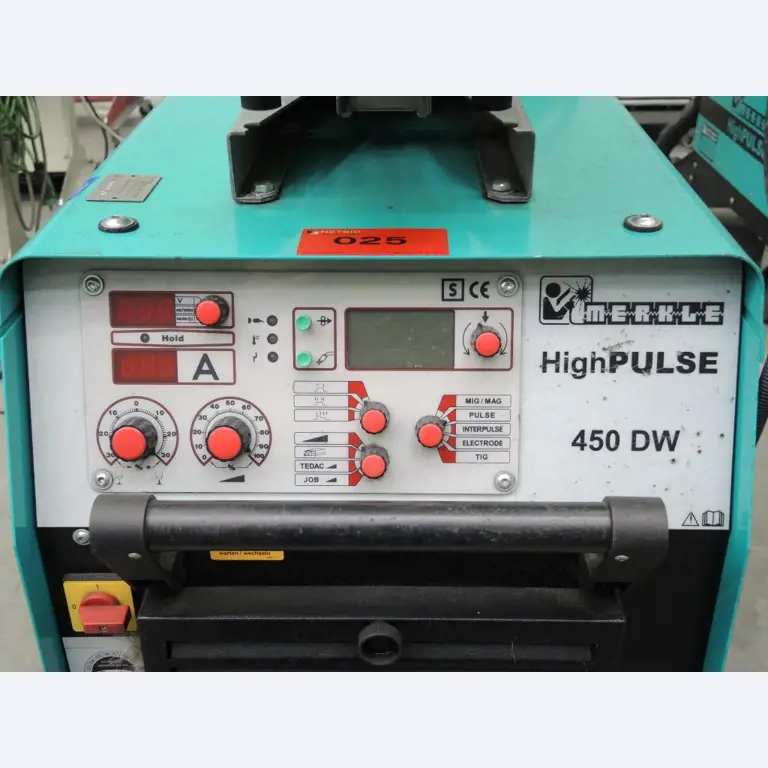 Chapas metálicas e máquinas para trabalhar metais<br><font size="2">Colaboração com Hilco Industrial Acquisitions bv</font><br><img src="/images/hil.png"><br>-3