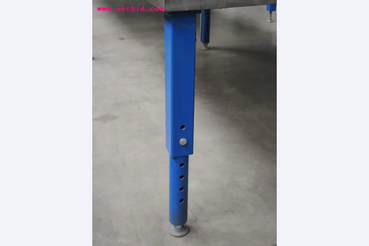 Chapas metálicas e máquinas para trabalhar metais<br><font size="2">Em colaboração com a Hilco Industrial Acquisitions bv</font>-9