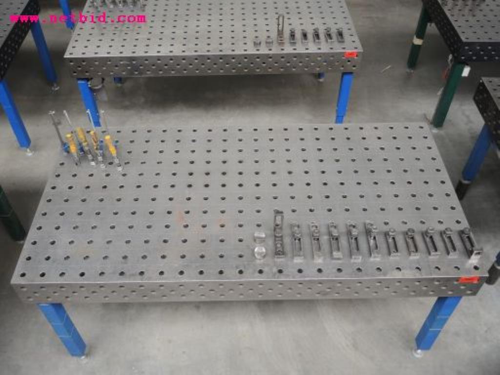 sheetmetal and metalworking machines <br><font size="2">In collaboration with Hilco Industrial Acquisitions bv<br></font>-4