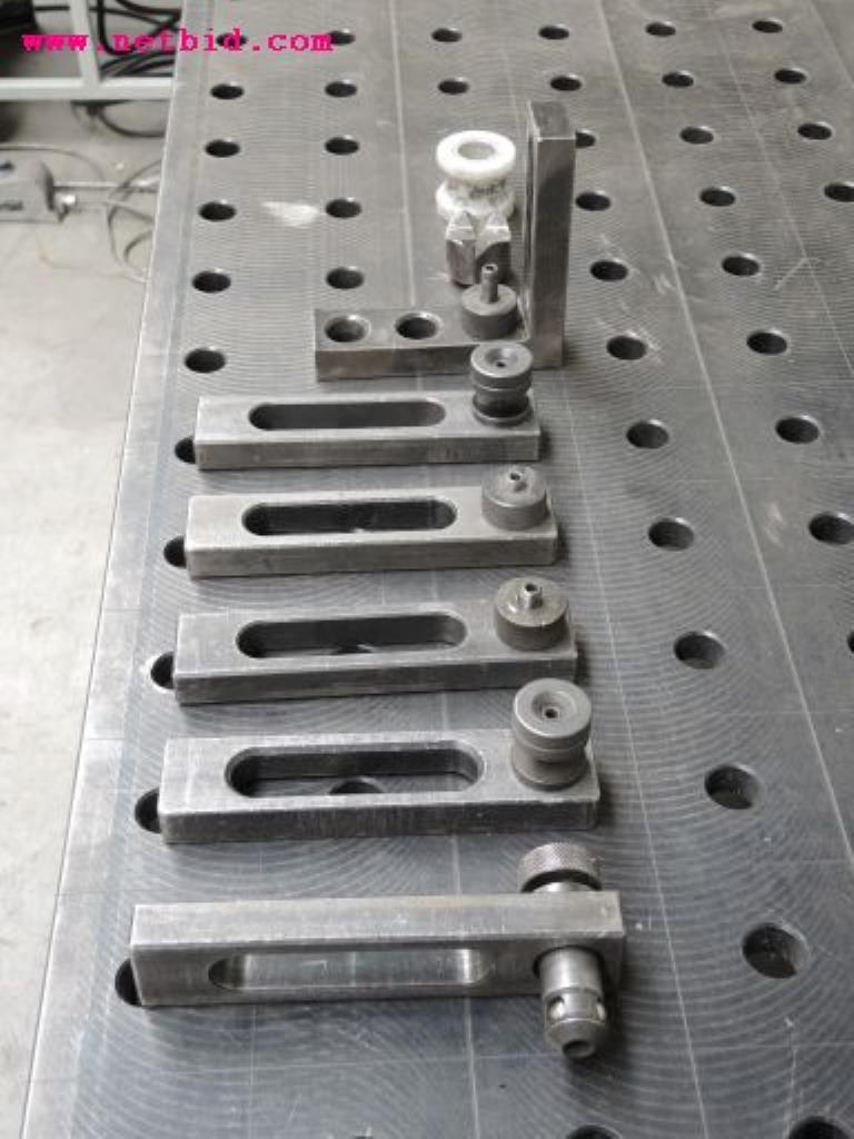 Blech- und Metallbearbeitungsmaschinen<br><font size="2">In Zusammenarbeit mit Hilco Industrial Acquisitions bv</font>-7