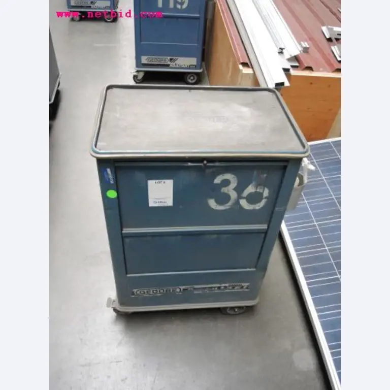Chapas metálicas e máquinas para trabalhar metais<br><font size="2">Em colaboração com a Hilco Industrial Acquisitions bv</font>-4