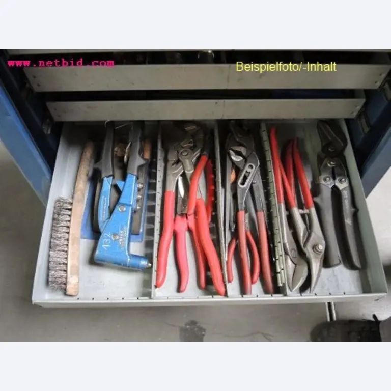 Chapas metálicas e máquinas para trabalhar metais<br><font size="2">Em colaboração com a Hilco Industrial Acquisitions bv</font>-14
