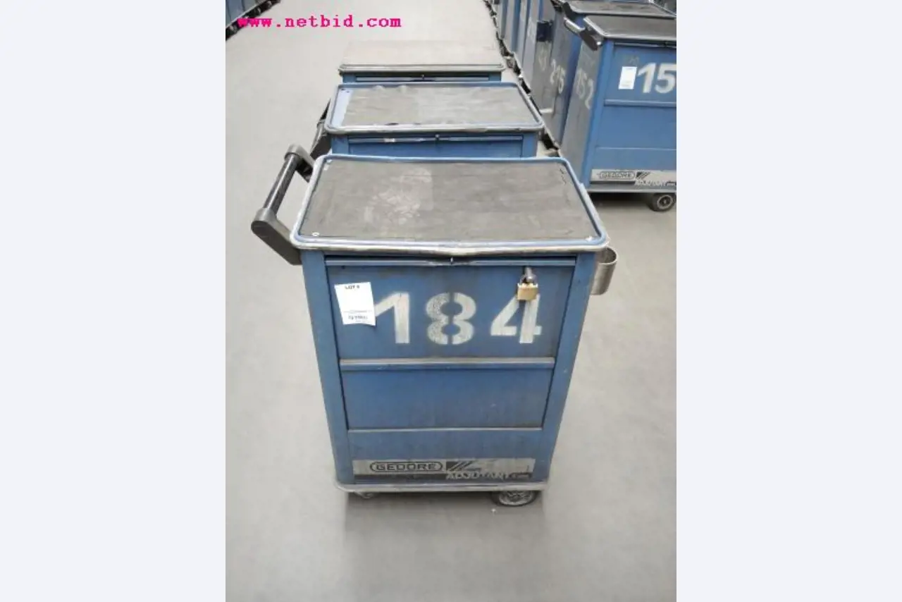 Chapas metálicas e máquinas para trabalhar metais<br><font size="2">Em colaboração com a Hilco Industrial Acquisitions bv</font>-5
