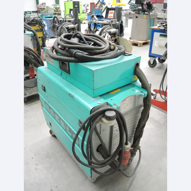 Chapas metálicas e máquinas para trabalhar metais<br><font size="2">Colaboração com Hilco Industrial Acquisitions bv</font><br><img src="/images/hil.png"><br>-4