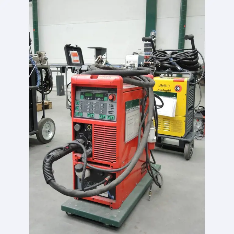 Chapas metálicas e máquinas para trabalhar metais<br><font size="2">Colaboração com Hilco Industrial Acquisitions bv</font><br><img src="/images/hil.png"><br>-1